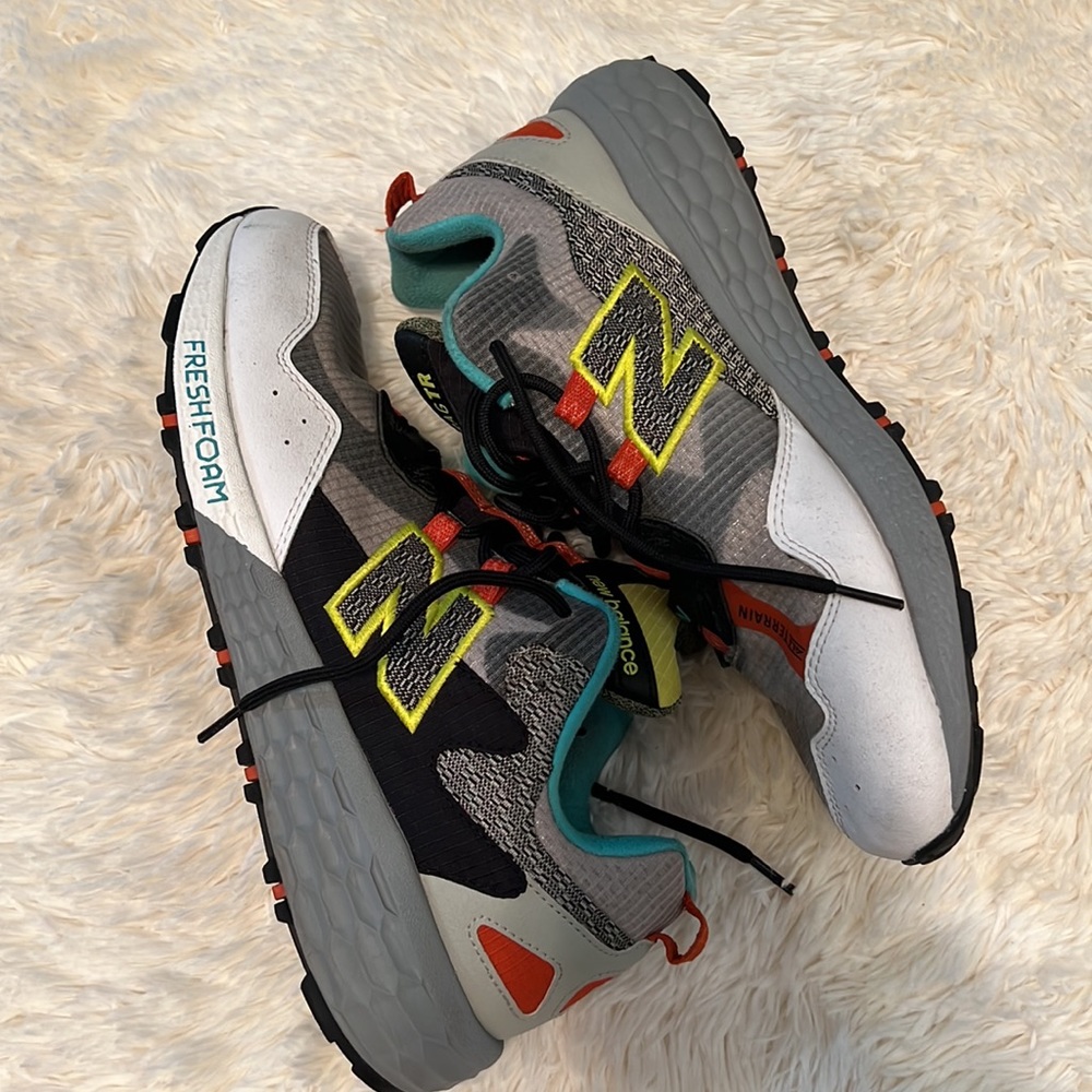 New Balance - Picture 6 of 9